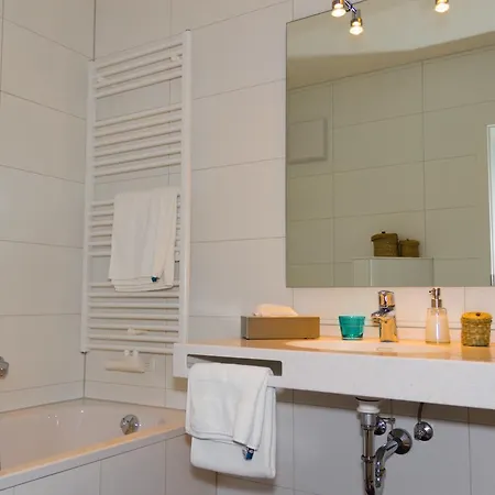 & Restaurant Hessischer Hof 3* Hainburg