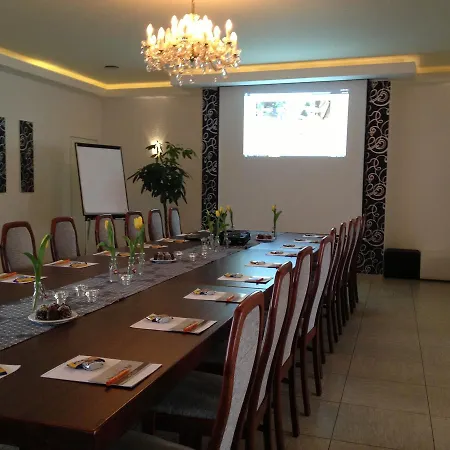 & Restaurant Hessischer Hof Hotell 3*