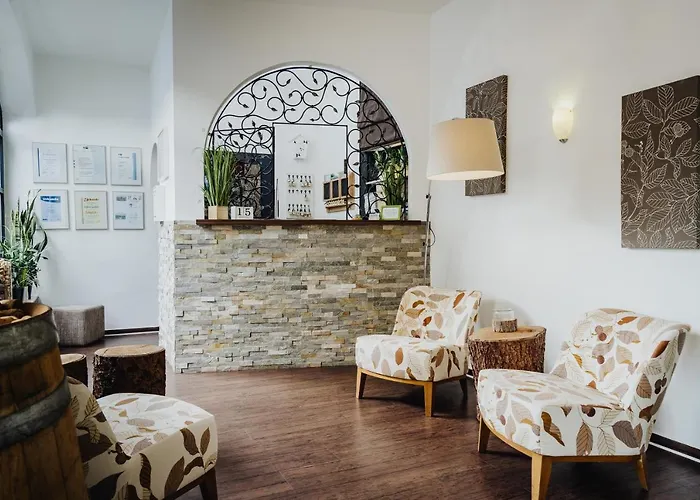 Hotel & Restaurant Hessischer Hof 3*